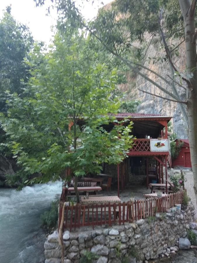 Kapuzbasi Selalesi Bastuerk Dinlenme Tesisleri 호텔 Büyükçakır 외부 사진